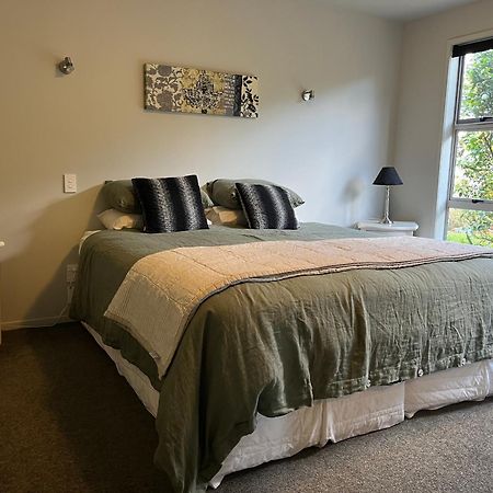Bed and Breakfast Lavender Hill Riverhead Экстерьер фото